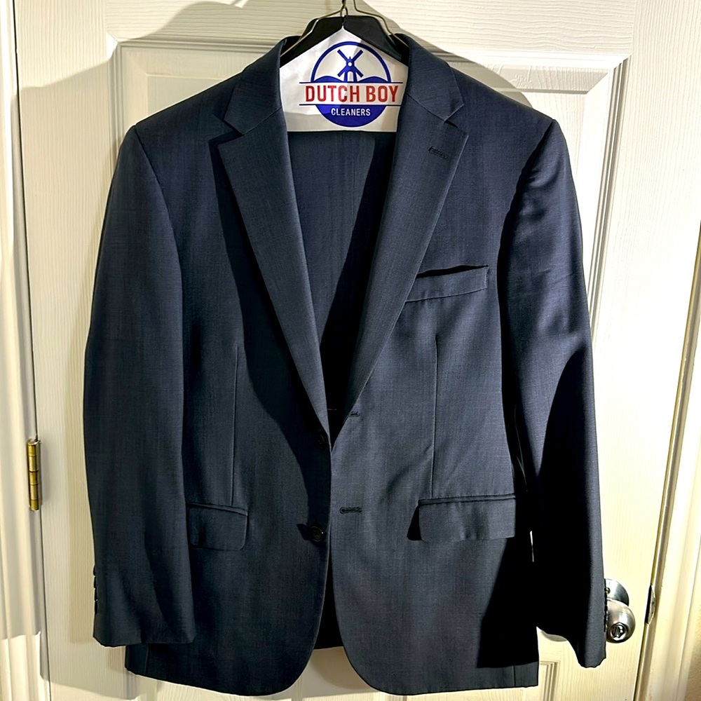 Kenneth Cole Awearness Suit Light Gray